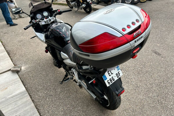 SUZUKI BANDIT S2