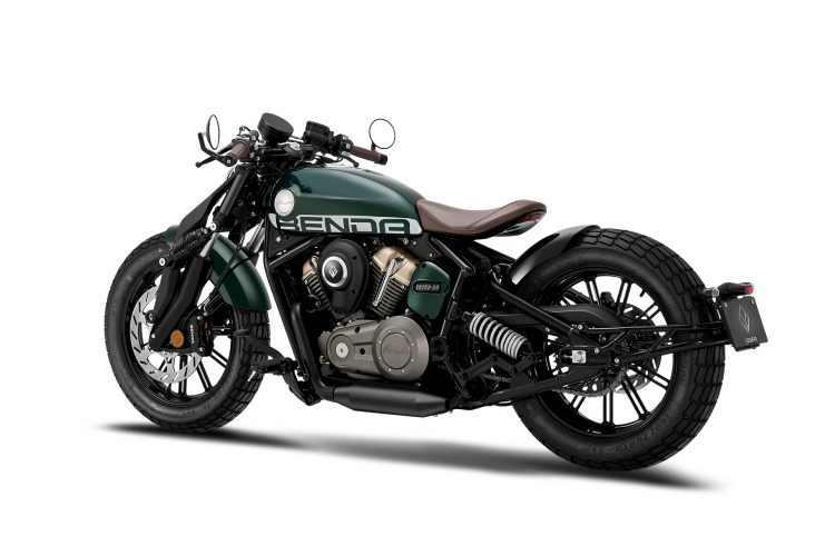 La Benda Napoleon 125 combine un V2 souple et une conduite agréable au quotidien.