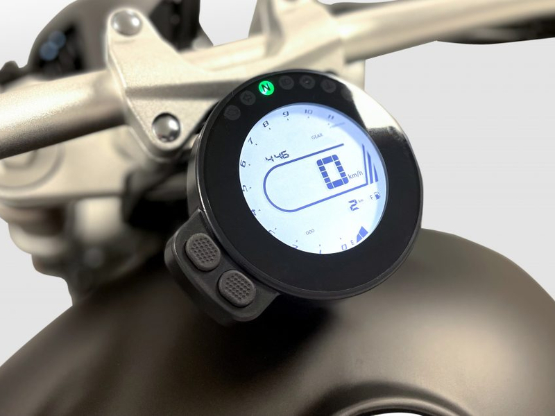 Compteur de vitesse sur la Benda Avenger 125